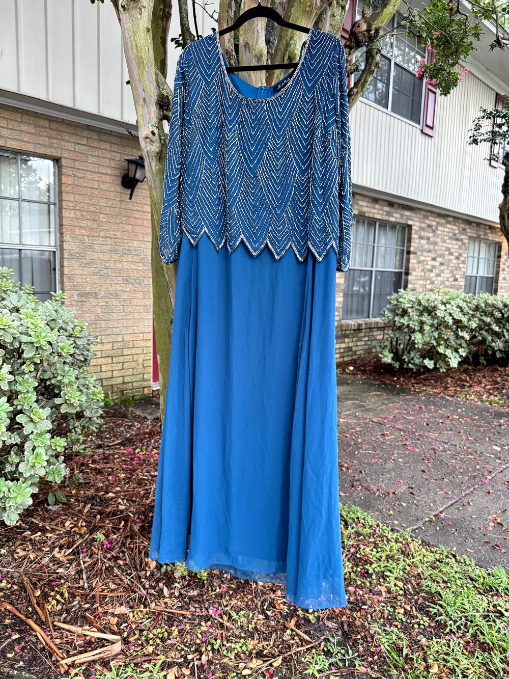 Blue Beaded Overlay Evening 👗